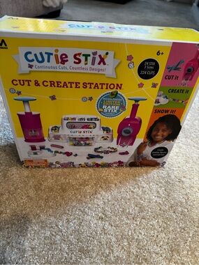 NWT - Cut & Create Station - Pink Craft Kit for Kids